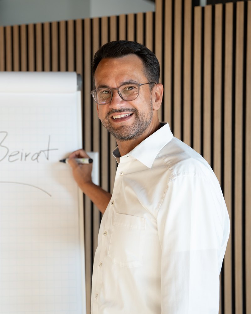 Christian Sabel am Flipchart.